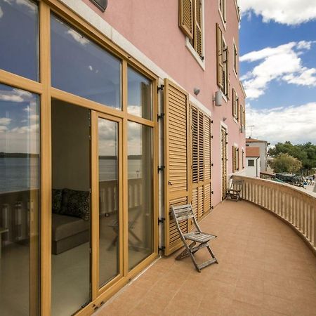 Rotonda Inn Novigrad Novigrad Istria Kültér fotó