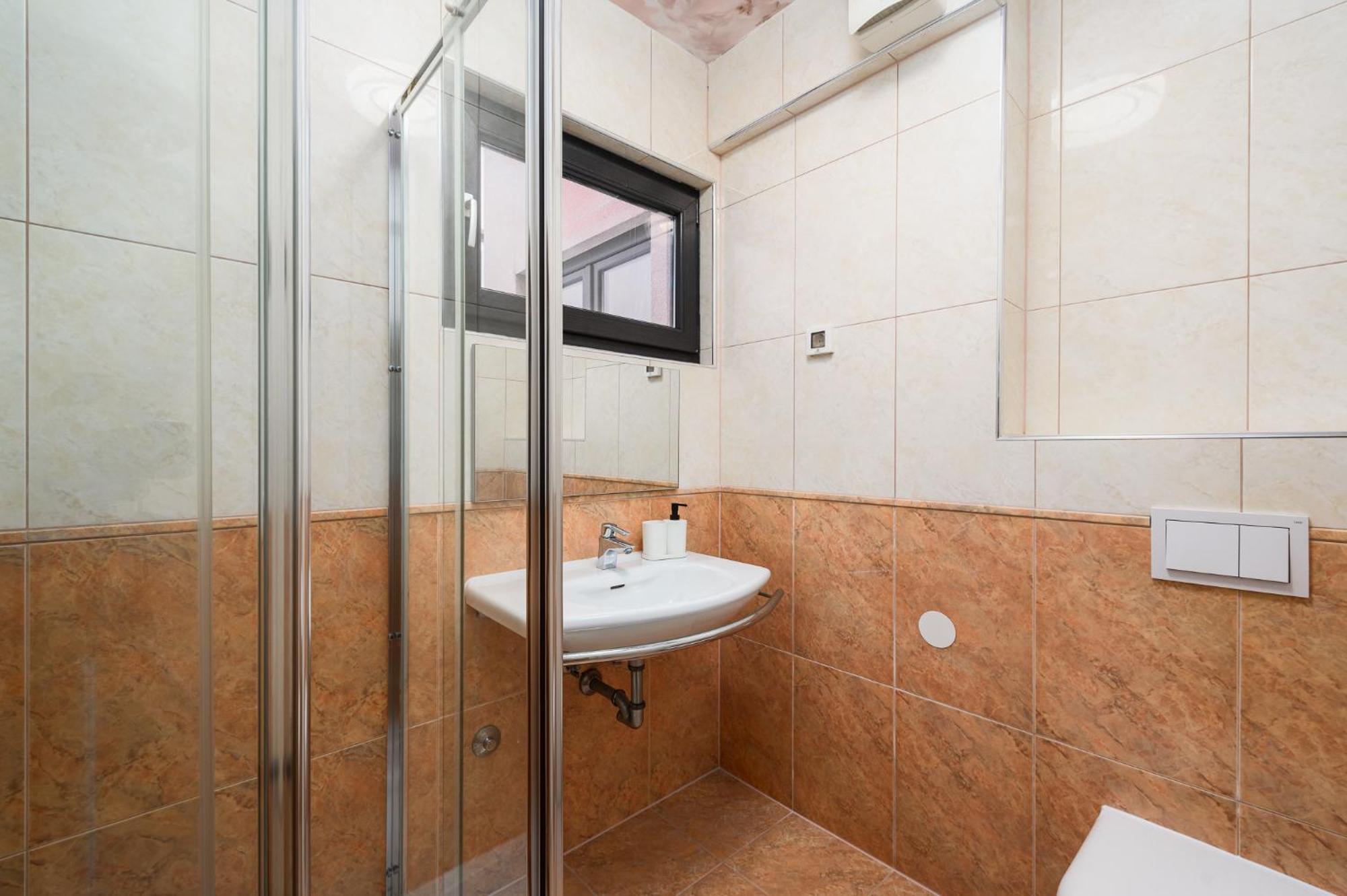Rotonda Inn Novigrad Novigrad Istria Kültér fotó