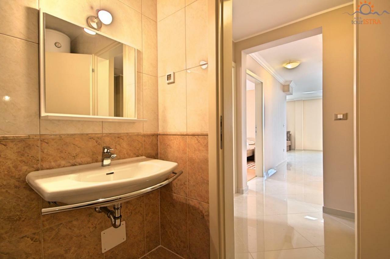 Rotonda Inn Novigrad Novigrad Istria Kültér fotó