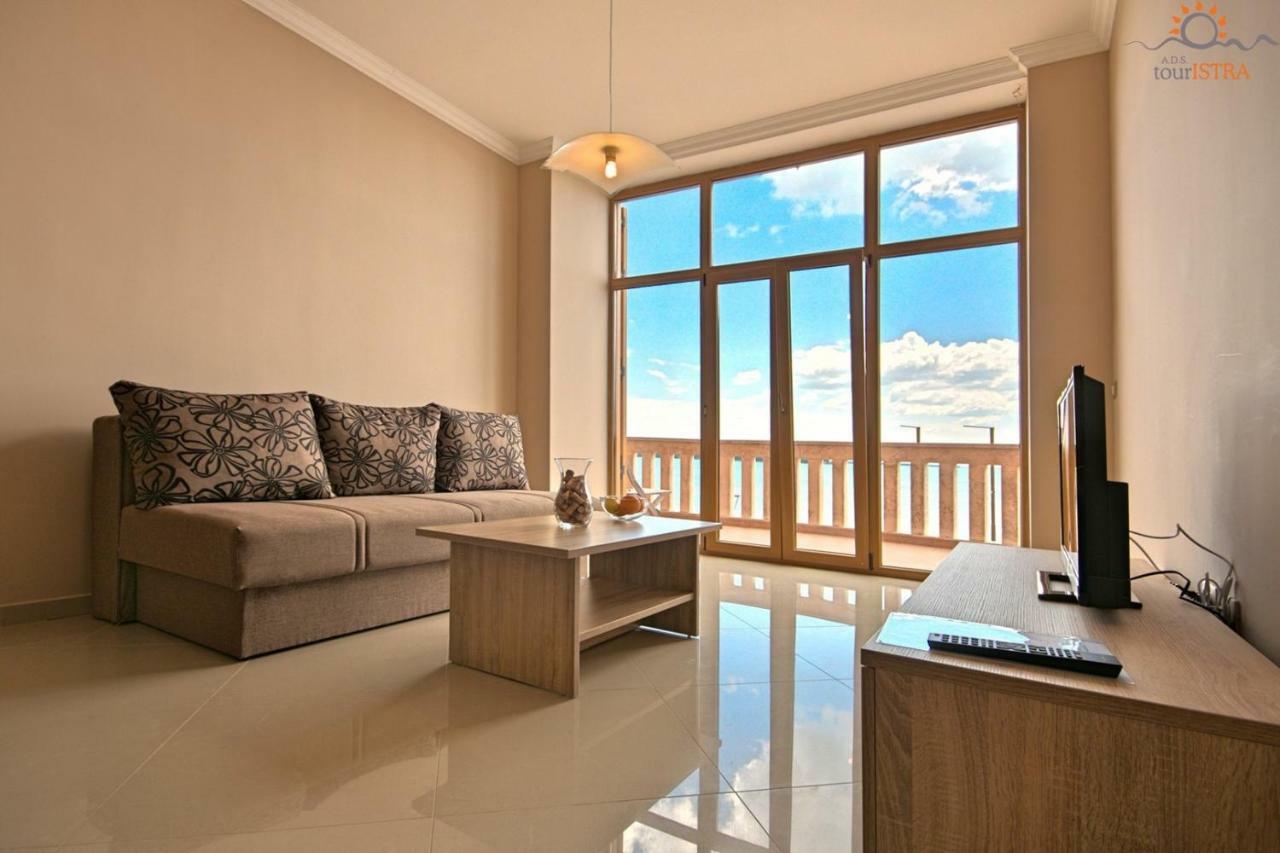 Rotonda Inn Novigrad Novigrad Istria Kültér fotó