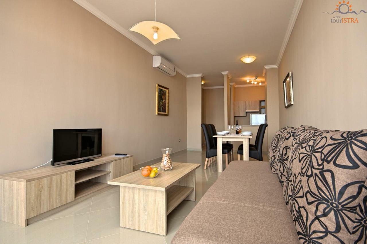Rotonda Inn Novigrad Novigrad Istria Kültér fotó