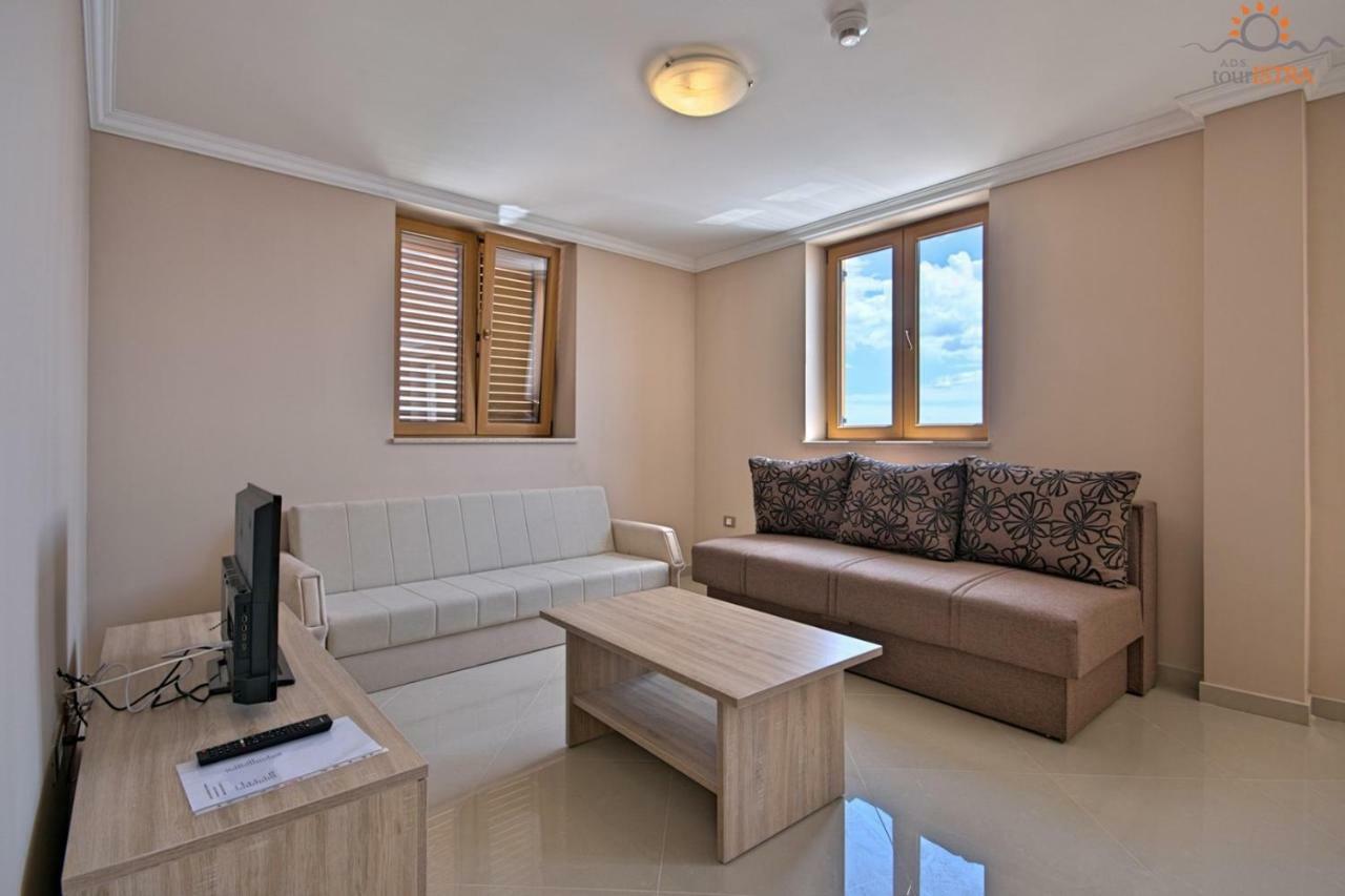 Rotonda Inn Novigrad Novigrad Istria Kültér fotó