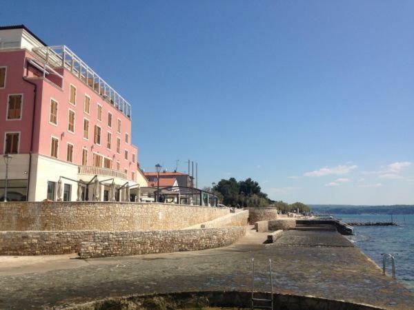 Rotonda Inn Novigrad Novigrad Istria Kültér fotó