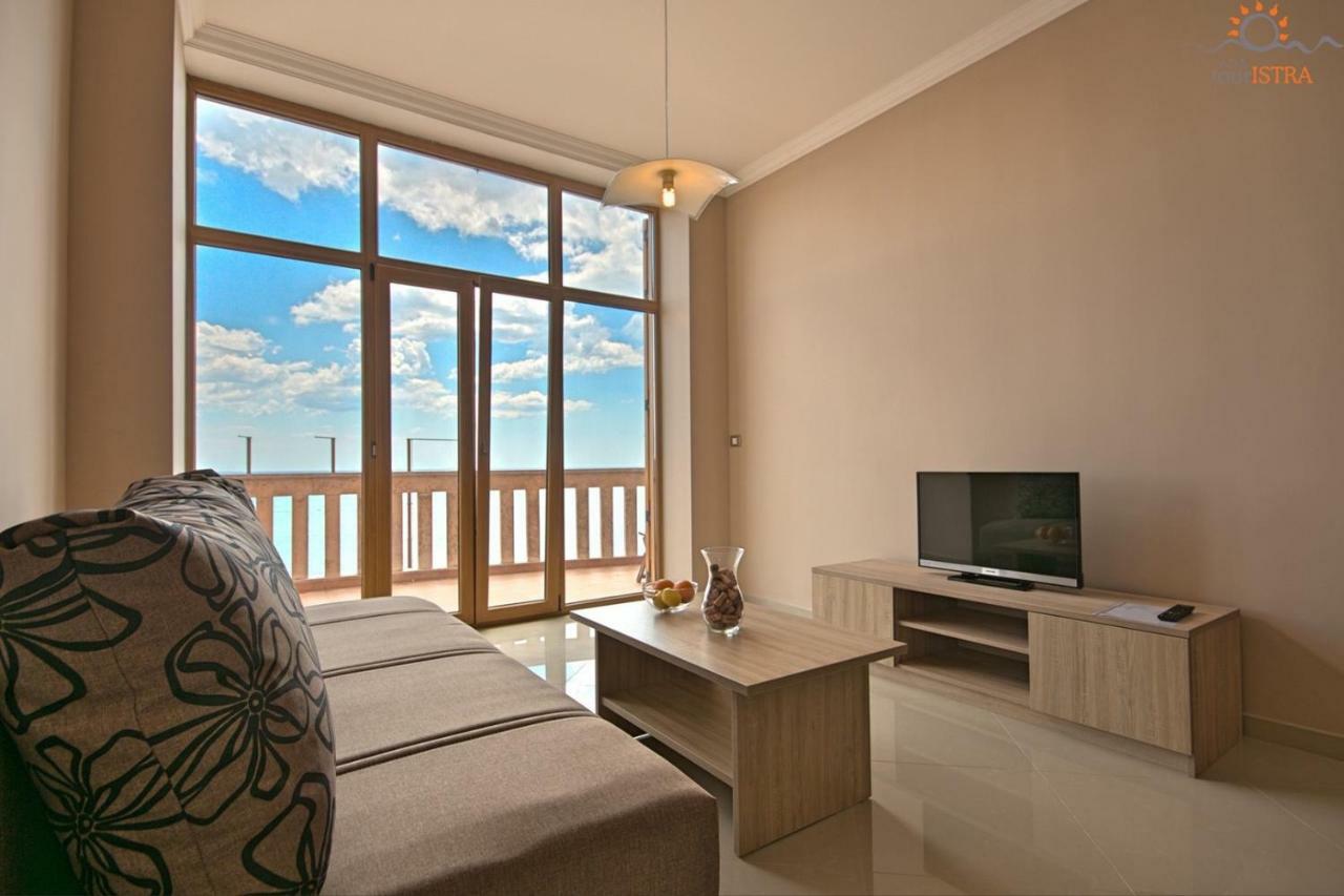 Rotonda Inn Novigrad Novigrad Istria Kültér fotó