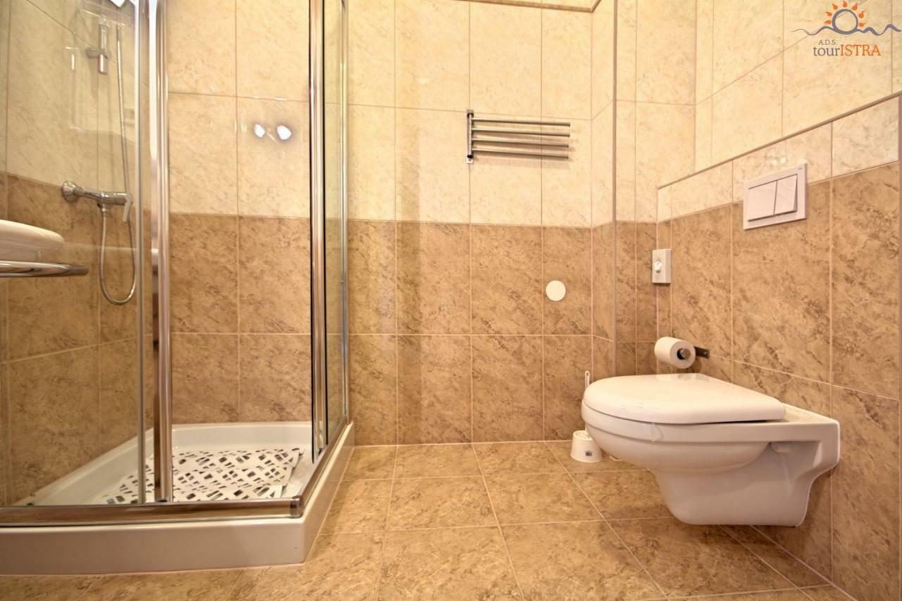 Rotonda Inn Novigrad Novigrad Istria Kültér fotó
