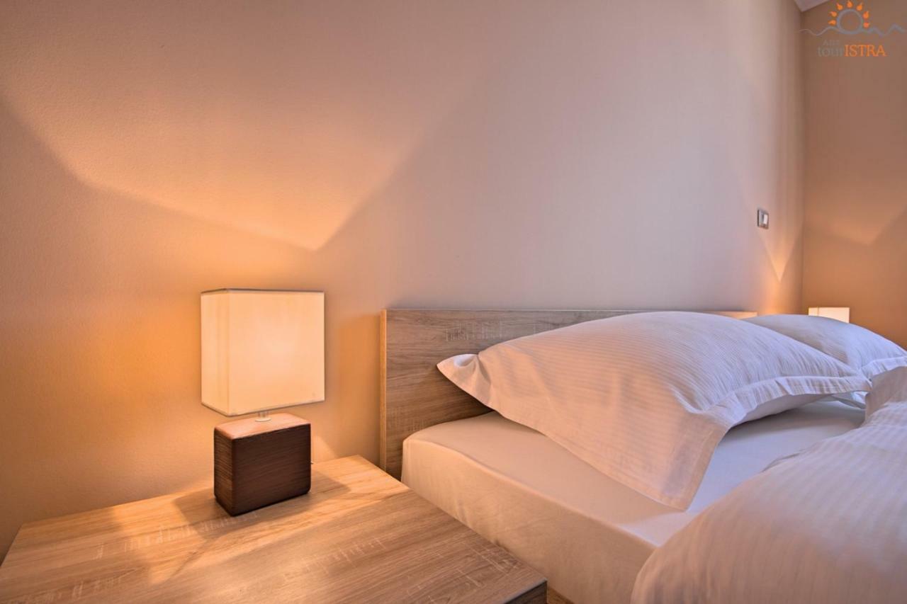 Rotonda Inn Novigrad Novigrad Istria Kültér fotó