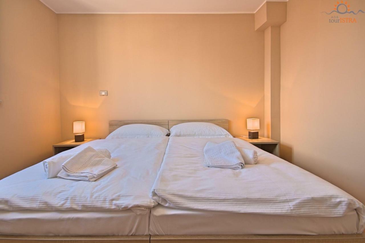 Rotonda Inn Novigrad Novigrad Istria Kültér fotó
