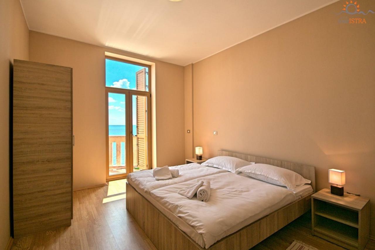 Rotonda Inn Novigrad Novigrad Istria Kültér fotó