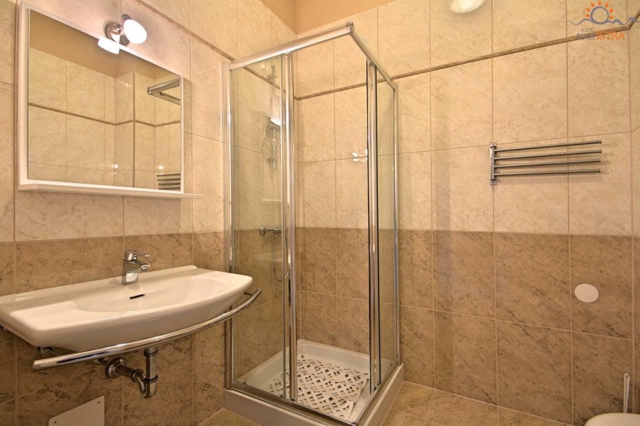 Rotonda Inn Novigrad Novigrad Istria Kültér fotó